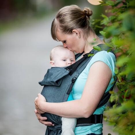 Storchenwiege BabyCarrier 2015 Grafit - nosidło hybrydowe regulowane