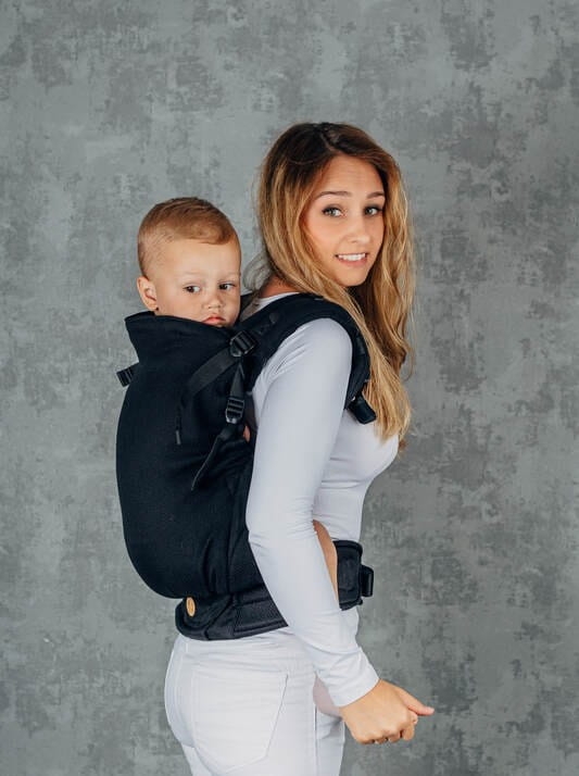 LennyLamb lennypreschool mała jodełka czarny heban - nosidło klamrowe regulowane