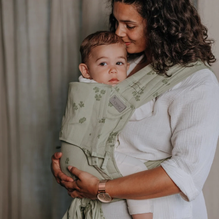idella flyclick toddler clover pale green - nosidło hybrydowe regulowane
