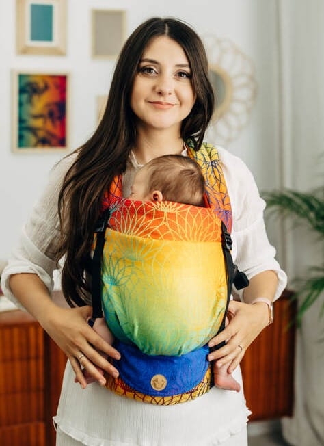 LennyLamb lennylight tęczowy lotos - nosidło klamrowe regulowane