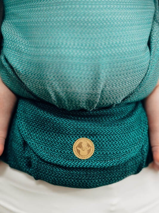 LennyLamb lennylight mała jodełka ombre zieleń - nosidło klamrowe regulowane