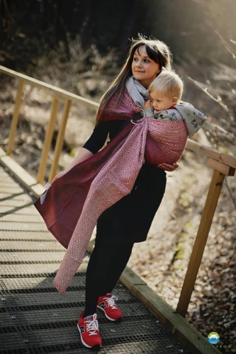 Little Frog ruby cube - chusta kółkowa