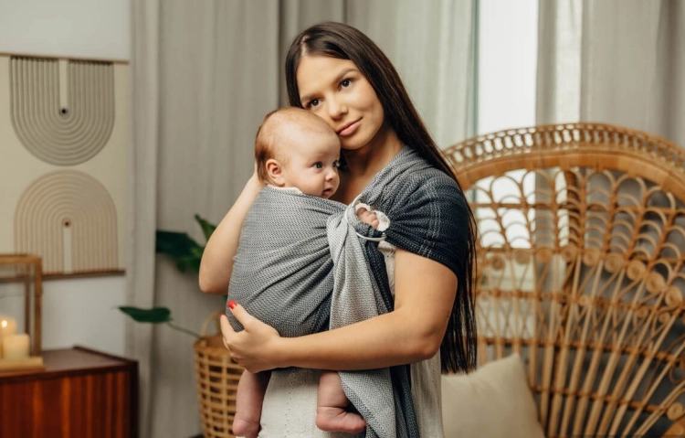LennyLamb mała jodełka ombre szary - chusta kółkowa