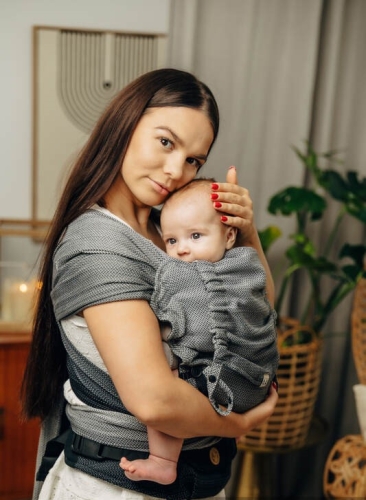 LennyLamb lennyhybrid mała jodełka ombre szary - nosidło hybrydowe regulowane