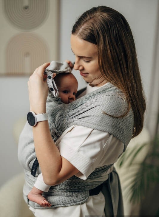 LennyLamb lennyhybrid mała jodełka szara - nosidło hybrydowe regulowane