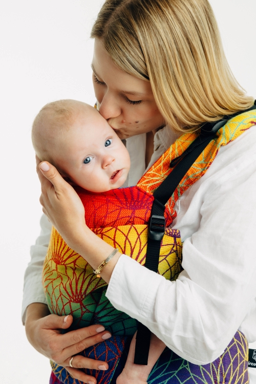LennyLamb lennyupgrade PRO tęczowy lotos - nosidło klamrowe regulowane