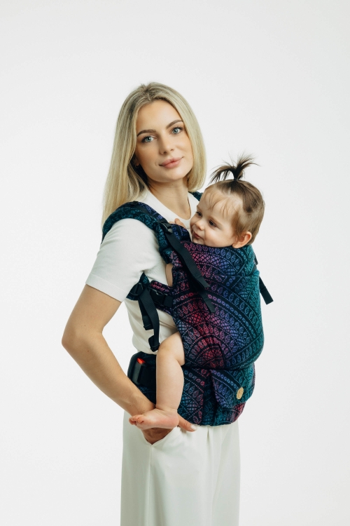 LennyLamb lennyupgrade PRO pawi ogon czarny opal - nosidło klamrowe regulowane