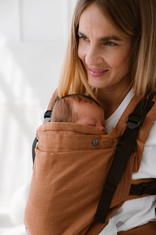 Kavka multi-age PRO caramel linen - nosidło klamrowe egulowane