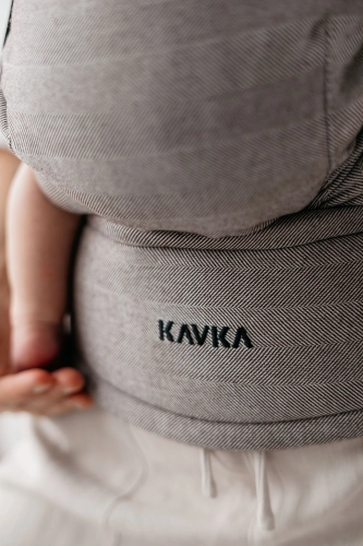 Kavka multi-age PRO straciatella herringbone bamboo - nosidło klamrowe regulowane