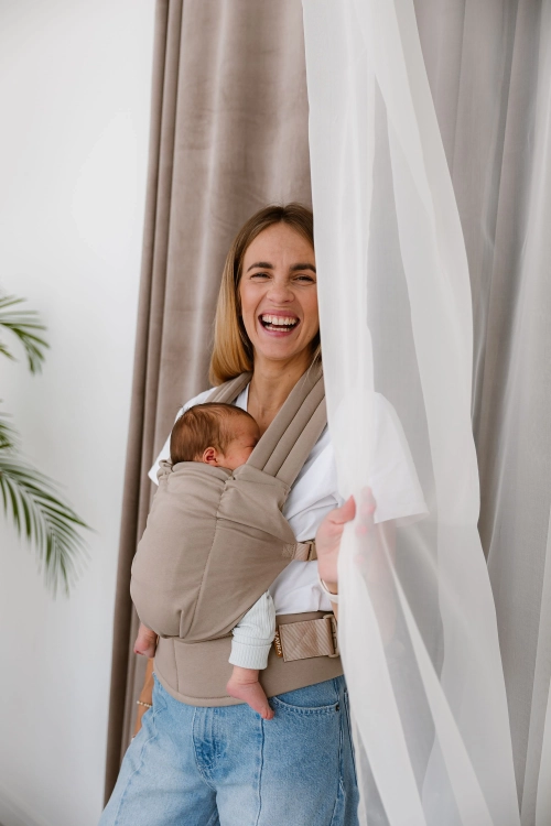Kavka nest beige GOLD - nosidło klamrowe regulowane