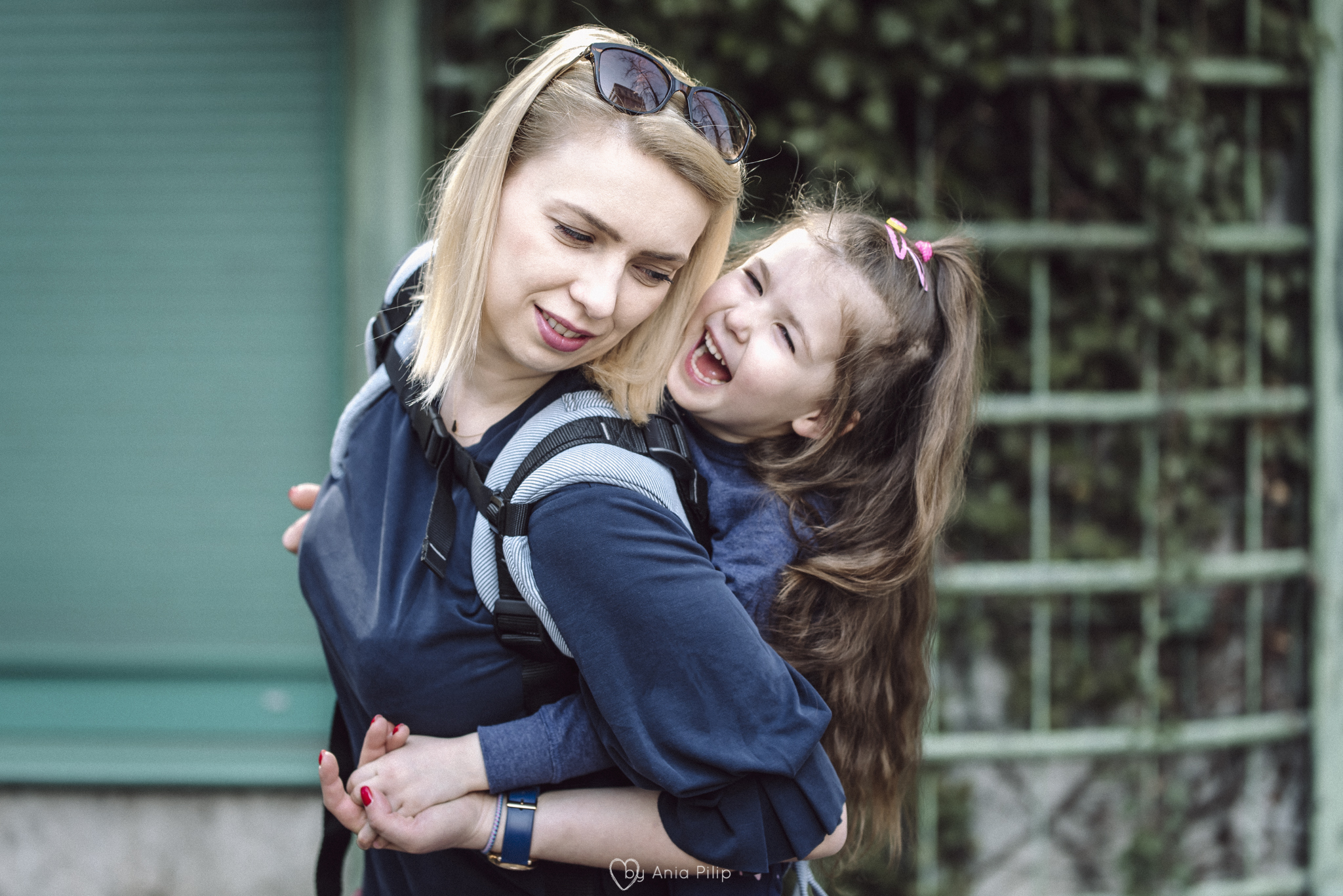 Noszenie 5-latka w nosidle typu Preschool