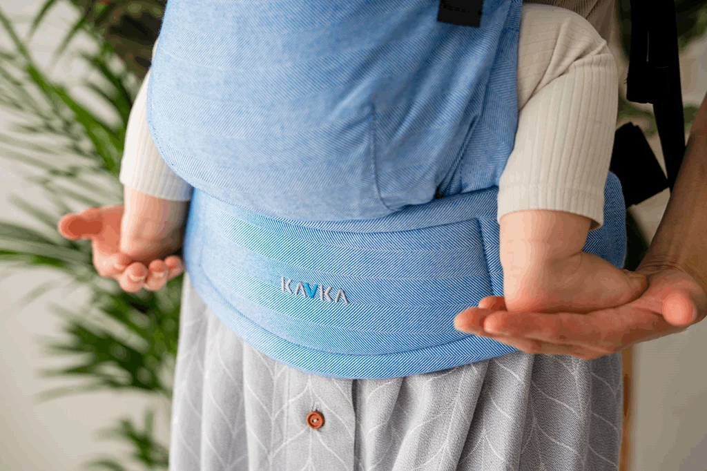 Nosidełko klamrowe Kavka Multi-age - idealne dla drobnych rodziców